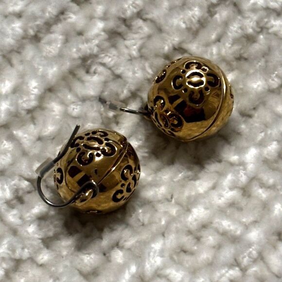 Gold Filigree Orb Drop Earrings Vintage Baroque Statement Dangle Jewelry - Picture 5 of 5